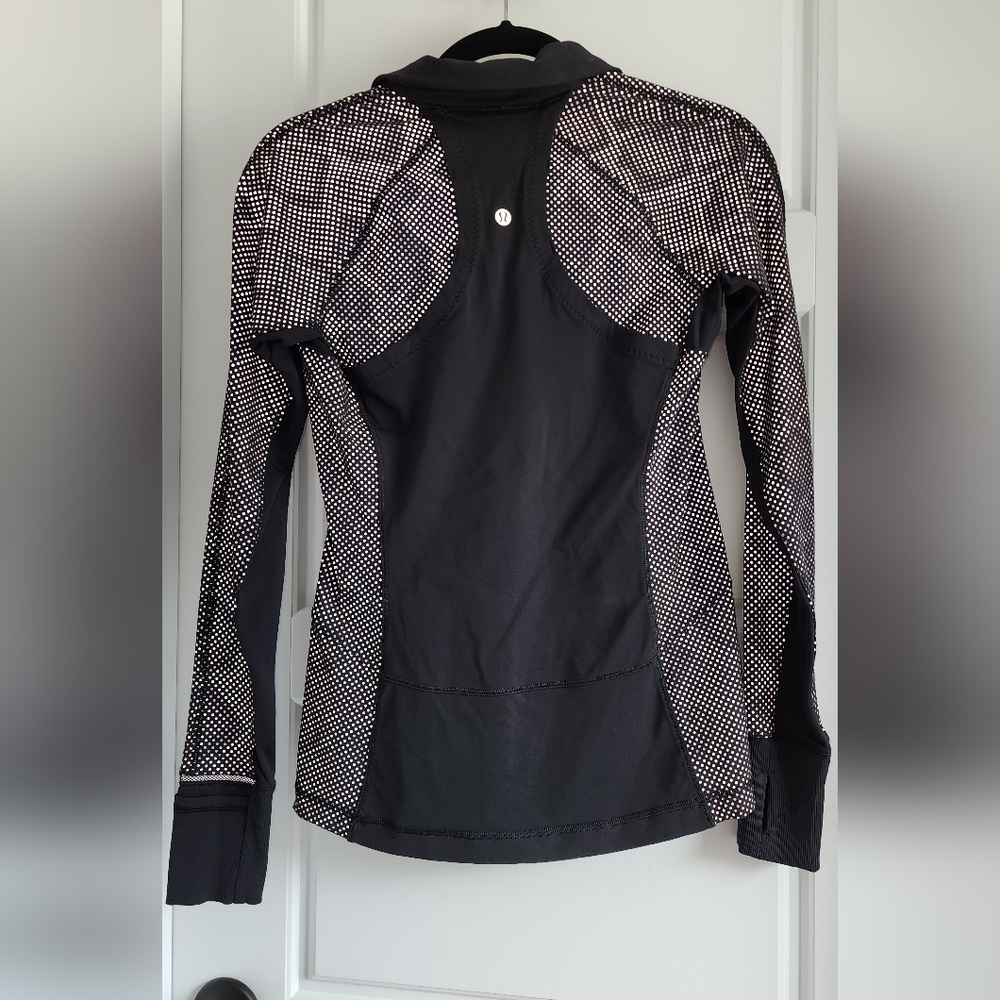 Lululemon Reptile Reflective LS